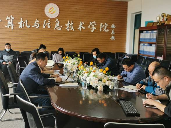 图示, 示意图

中度可信度描述已自动生成